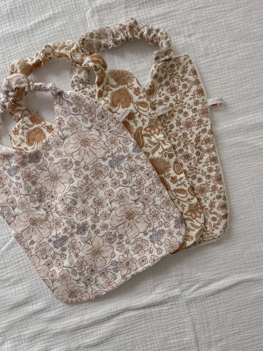 Bavoir maternelle 🍎🧃