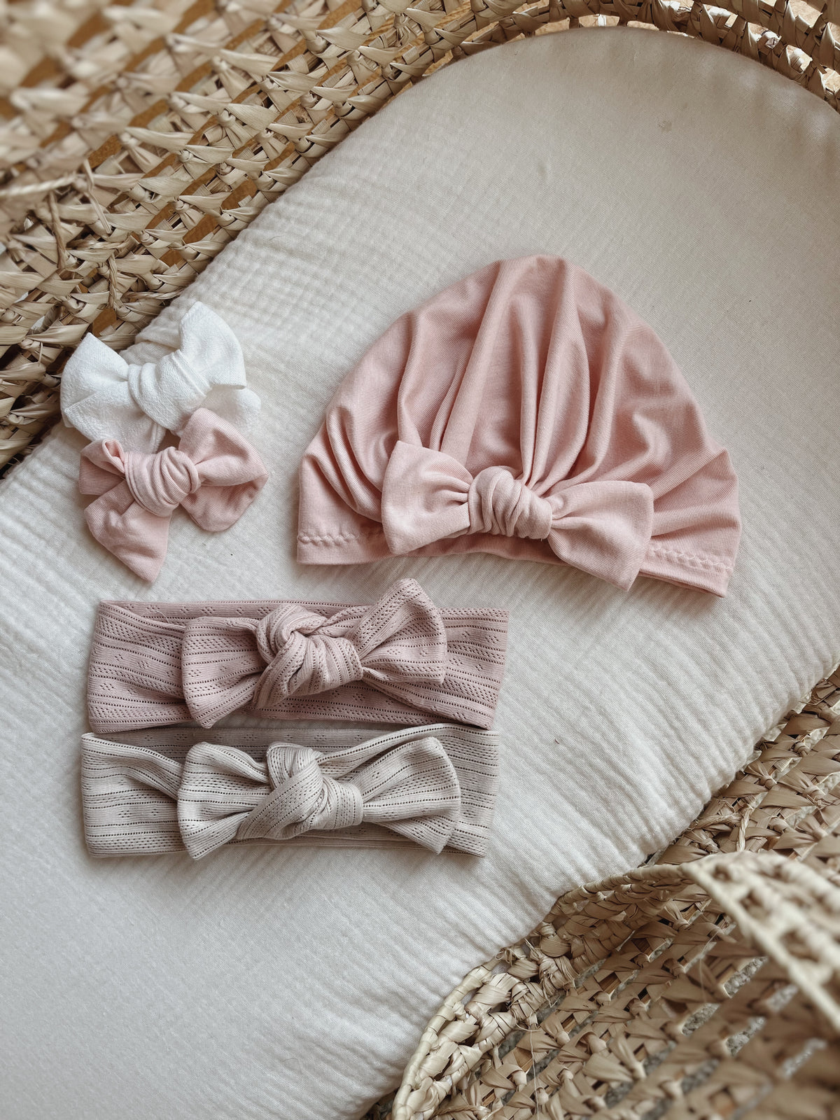 2 Bandeaux Fleuris + 2 Paires Chaussettes Anti-Dérapantes Bébé Fille - Accessoires Naissance 0-6 Mois